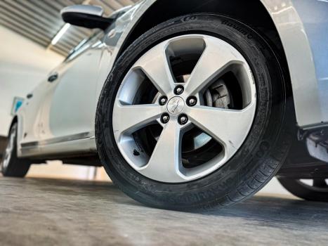 CHEVROLET Cruze Sedan 1.8 16V 4P LT ECOTEC FLEX, Foto 4