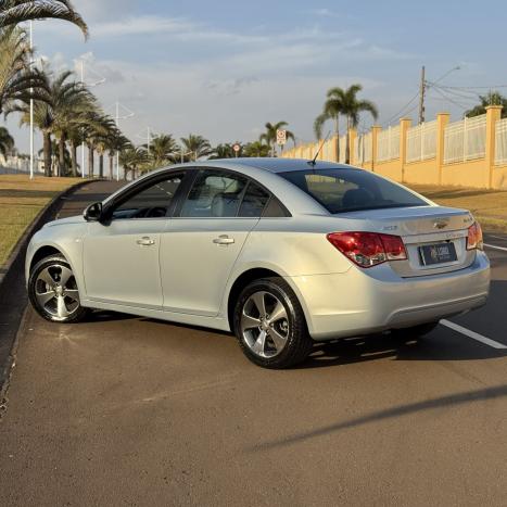 CHEVROLET Cruze Sedan 1.8 16V 4P LT ECOTEC FLEX AUTOMTICO, Foto 4