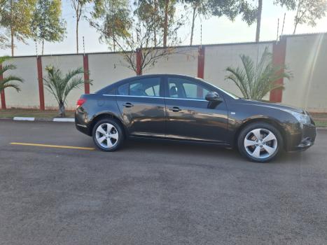CHEVROLET Cruze Sedan 1.8 16V 4P LT ECOTEC FLEX, Foto 2