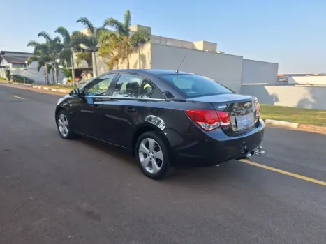 CHEVROLET Cruze Sedan 1.8 16V 4P LT ECOTEC FLEX, Foto 5