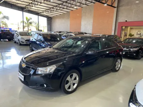 CHEVROLET Cruze Sedan 1.8 16V 4P LT ECOTEC FLEX AUTOMTICO, Foto 2