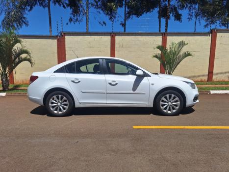 CHEVROLET Cruze Sedan 1.8 16V 4P LT ECOTEC FLEX AUTOMÁTICO, Foto 2 CHEVROLET Cruze Sedan 1.8 16V 4P LT ECOTEC FLEX AUTOMÁTICO, Foto 2