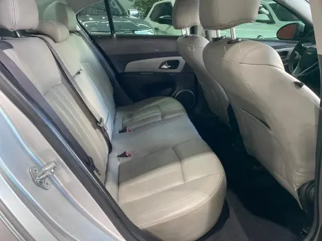 CHEVROLET Cruze Sedan 1.8 16V 4P LTZ ECOTEC FLEX AUTOM�TICO, Foto 11