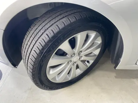 CHEVROLET Cruze Sedan 1.8 16V 4P LTZ ECOTEC FLEX AUTOM�TICO, Foto 14