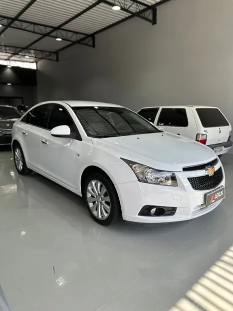 CHEVROLET Cruze Sedan 1.8 16V 4P LTZ ECOTEC FLEX AUTOM�TICO, Foto 2