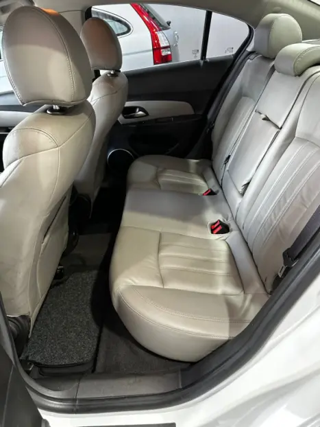 CHEVROLET Cruze Sedan 1.8 16V 4P LTZ ECOTEC FLEX AUTOM�TICO, Foto 10