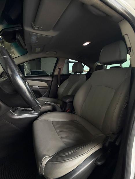 CHEVROLET Cruze Sedan 1.8 16V 4P LTZ ECOTEC FLEX AUTOM�TICO, Foto 9