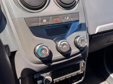 CHEVROLET Montana 1.4 FLEX LS, Foto 19