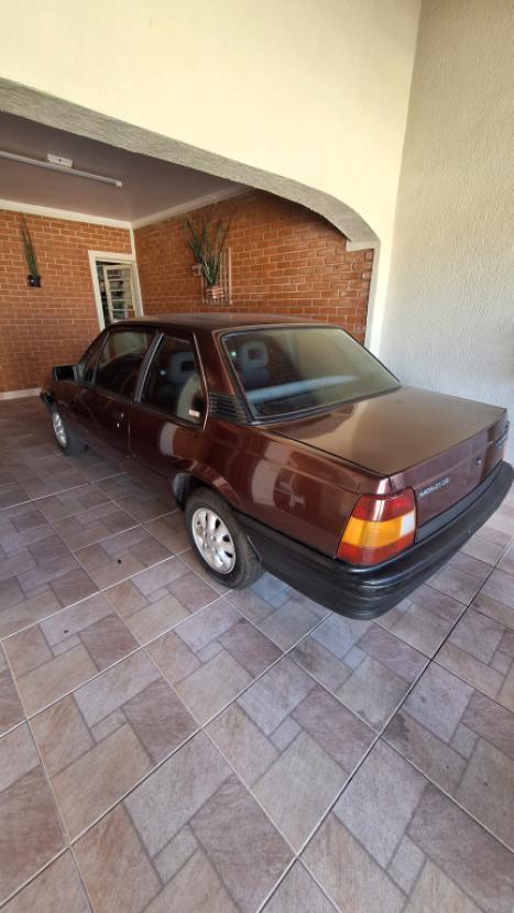 CHEVROLET Monza Sedan 2.0 EFI GL, Foto 4
