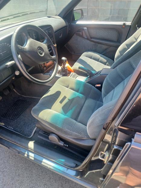 CHEVROLET Omega 2.2 4P GLS, Foto 6