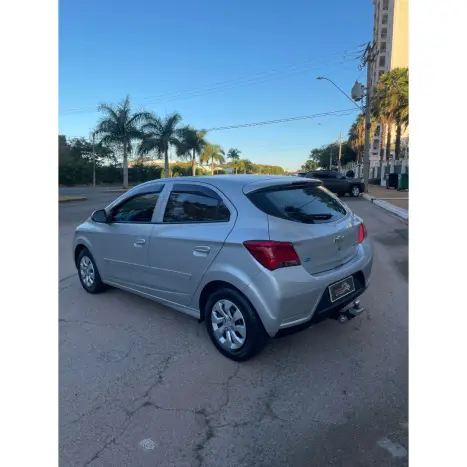 CHEVROLET Onix Hatch 1.0 4P FLEX LT, Foto 7 CHEVROLET Onix Hatch 1.0 4P FLEX LT, Foto 7