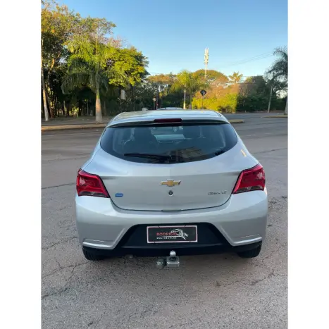 CHEVROLET Onix Hatch 1.0 4P FLEX LT, Foto 8 CHEVROLET Onix Hatch 1.0 4P FLEX LT, Foto 8