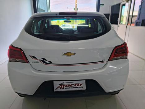 CHEVROLET Onix Hatch 1.0 4P FLEX LT, Foto 10 CHEVROLET Onix Hatch 1.0 4P FLEX LT, Foto 10