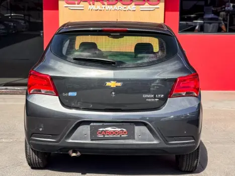 CHEVROLET Onix Hatch 1.4 4P FLEX LTZ, Foto 9