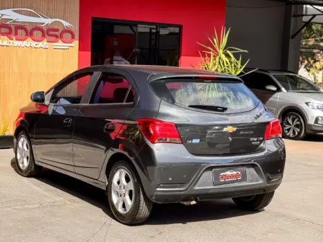 CHEVROLET Onix Hatch 1.4 4P FLEX LTZ, Foto 10