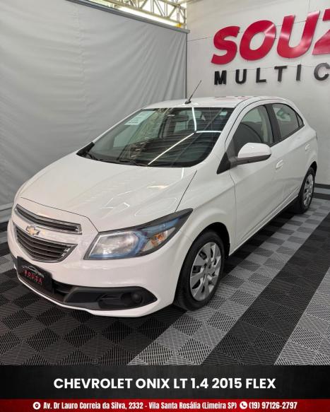 CHEVROLET Onix Hatch 1.4 4P FLEX LT, Foto 2