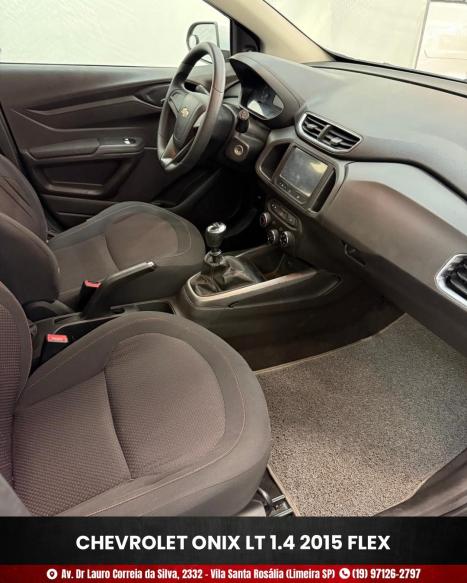 CHEVROLET Onix Hatch 1.4 4P FLEX LT, Foto 9