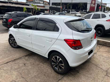 CHEVROLET Onix Hatch 1.4 4P FLEX LTZ, Foto 2 CHEVROLET Onix Hatch 1.4 4P FLEX LTZ, Foto 2