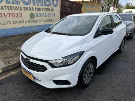 CHEVROLET Onix Hatch 1.0 4P FLEX JOY BLACK, Foto 1 CHEVROLET Onix Hatch 1.0 4P FLEX JOY BLACK, Foto 1