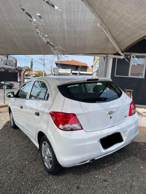 CHEVROLET Onix Hatch 1.0 4P FLEX LS, Foto 3 CHEVROLET Onix Hatch 1.0 4P FLEX LS, Foto 3