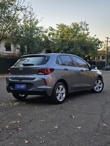 CHEVROLET Onix Hatch 1.0 12V 4P FLEX PREMIER 2 TURBO AUTOMTICO, Foto 2
