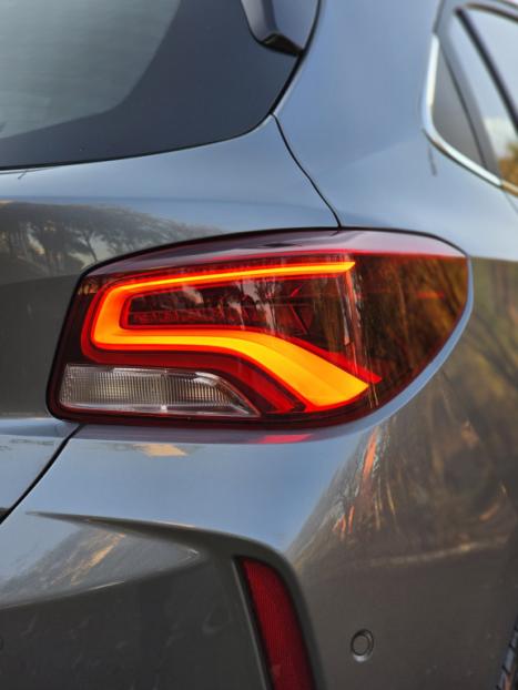 CHEVROLET Onix Hatch 1.0 12V 4P FLEX PREMIER 2 TURBO AUTOMTICO, Foto 5