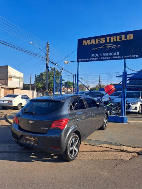 CHEVROLET Onix Hatch 1.4 4P FLEX LTZ AUTOMTICO, Foto 6