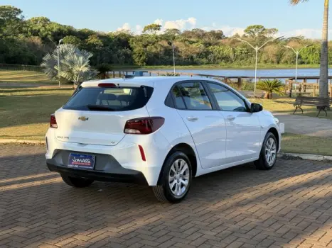 CHEVROLET Onix Hatch 1.0 4P FLEX LT, Foto 6 CHEVROLET Onix Hatch 1.0 4P FLEX LT, Foto 6