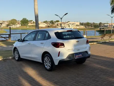 CHEVROLET Onix Hatch 1.0 4P FLEX LT, Foto 7 CHEVROLET Onix Hatch 1.0 4P FLEX LT, Foto 7