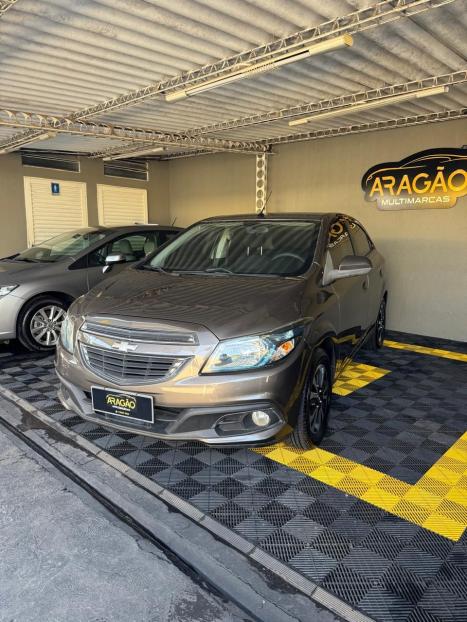 CHEVROLET Onix Hatch 1.4 4P FLEX LTZ, Foto 2