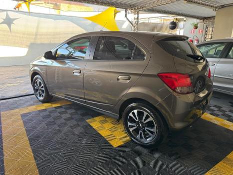 CHEVROLET Onix Hatch 1.4 4P FLEX LTZ, Foto 4