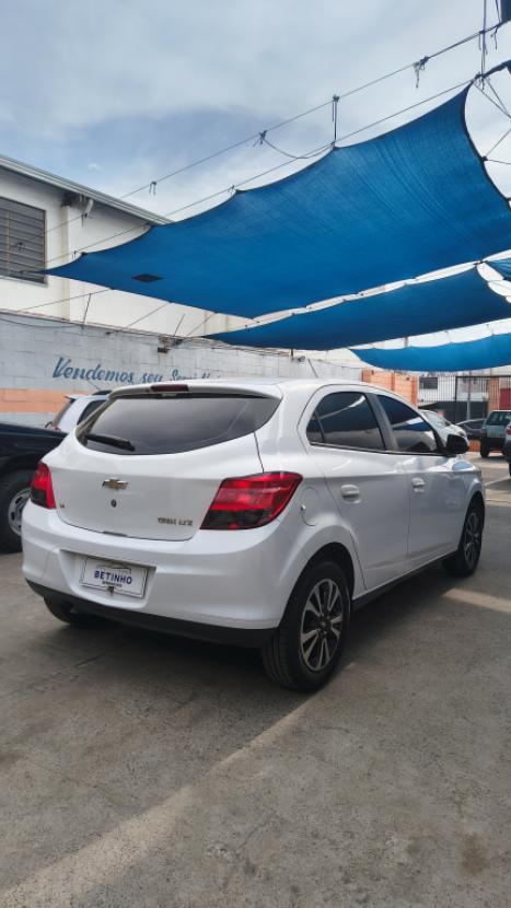 CHEVROLET Onix Hatch 1.4 4P FLEX LTZ, Foto 5