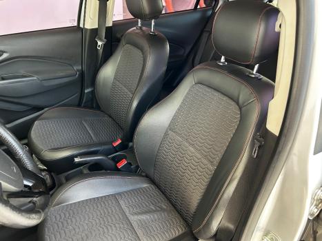 CHEVROLET Onix Hatch 1.4 4P FLEX LTZ, Foto 9