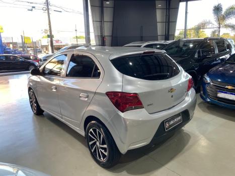 CHEVROLET Onix Hatch 1.0 4P FLEX LT, Foto 5 CHEVROLET Onix Hatch 1.0 4P FLEX LT, Foto 5