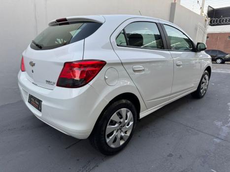 CHEVROLET Onix Hatch 1.4 4P FLEX LT AUTOMÁTICO, Foto 6 CHEVROLET Onix Hatch 1.4 4P FLEX LT AUTOMÁTICO, Foto 6