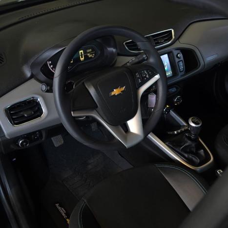 CHEVROLET Onix Hatch 1.4 4P FLEX LT, Foto 3