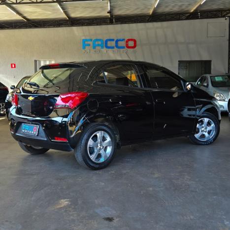 CHEVROLET Onix Hatch 1.4 4P FLEX LT, Foto 7