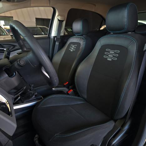 CHEVROLET Onix Hatch 1.4 4P FLEX LT, Foto 8