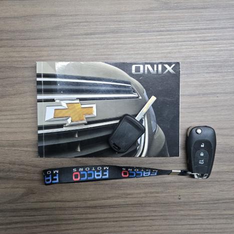 CHEVROLET Onix Hatch 1.4 4P FLEX LT, Foto 10