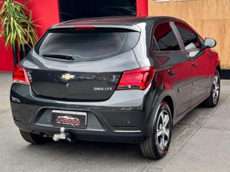 CHEVROLET Onix Hatch 1.4 4P FLEX LTZ AUTOMÁTICO, Foto 9 CHEVROLET Onix Hatch 1.4 4P FLEX LTZ AUTOMÁTICO, Foto 9