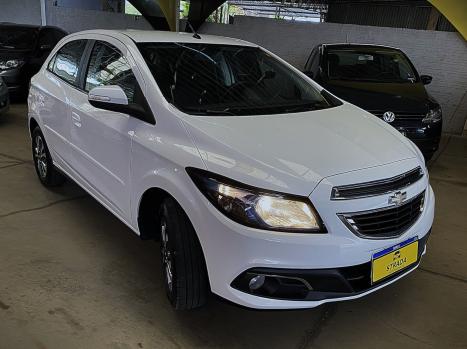 CHEVROLET Onix Hatch 1.4 4P FLEX LTZ, Foto 2 CHEVROLET Onix Hatch 1.4 4P FLEX LTZ, Foto 2