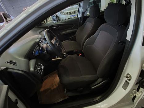 CHEVROLET Onix Hatch 1.4 4P FLEX LTZ, Foto 7 CHEVROLET Onix Hatch 1.4 4P FLEX LTZ, Foto 7