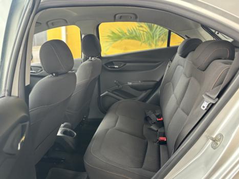 CHEVROLET Onix Hatch 1.0 12V 4P FLEX LT, Foto 5 CHEVROLET Onix Hatch 1.0 12V 4P FLEX LT, Foto 5