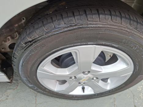 CHEVROLET Onix Hatch 1.4 4P FLEX LT, Foto 7