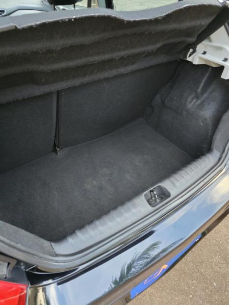 CHEVROLET Onix Hatch 1.4 4P FLEX LT, Foto 17