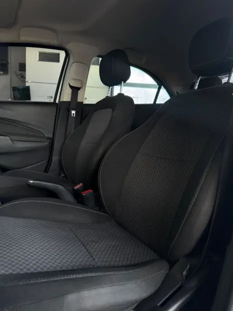 CHEVROLET Onix Hatch 1.4 4P FLEX ADVANTAGE AUTOMTICO, Foto 7