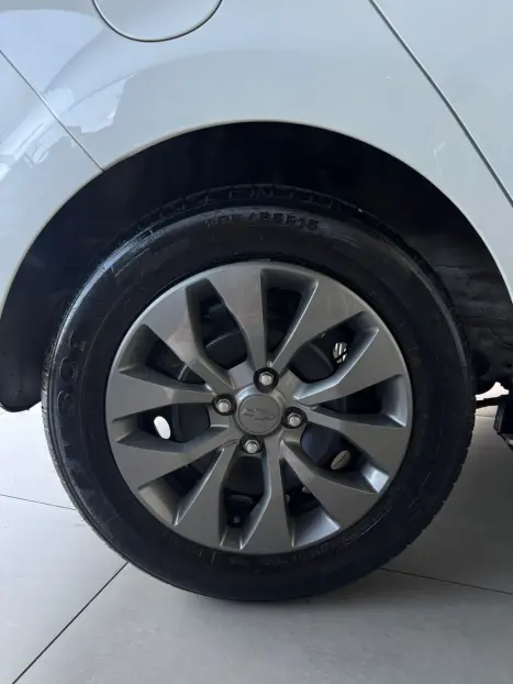 CHEVROLET Onix Hatch 1.4 4P FLEX ADVANTAGE AUTOMTICO, Foto 10