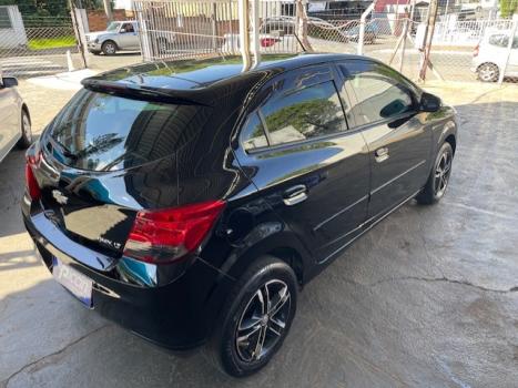 CHEVROLET Onix Hatch 1.4 4P FLEX LT, Foto 5