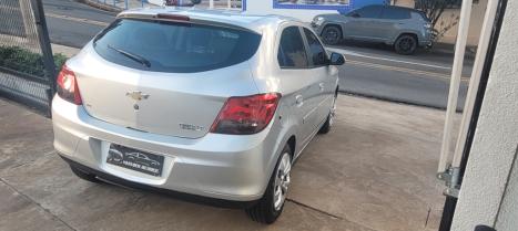 CHEVROLET Onix Hatch 1.4 4P FLEX LT, Foto 4