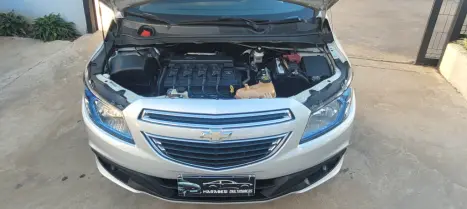 CHEVROLET Onix Hatch 1.4 4P FLEX LT, Foto 16